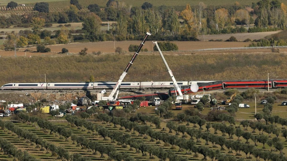 Violento choque de trenes en España este jueves 29 de octubre